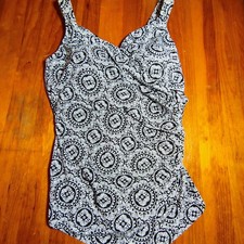 Black White Print One Piece Swimsuit Tummy Control Ruched Swimwear