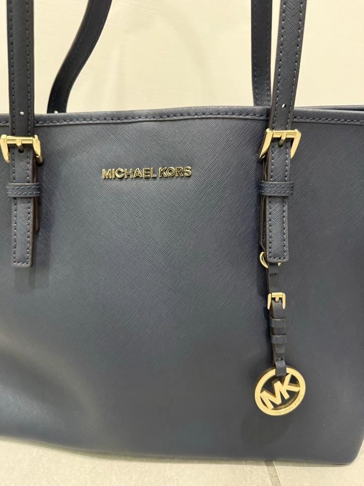 Michael Kors Jet Set Travel, foto 2 di 4