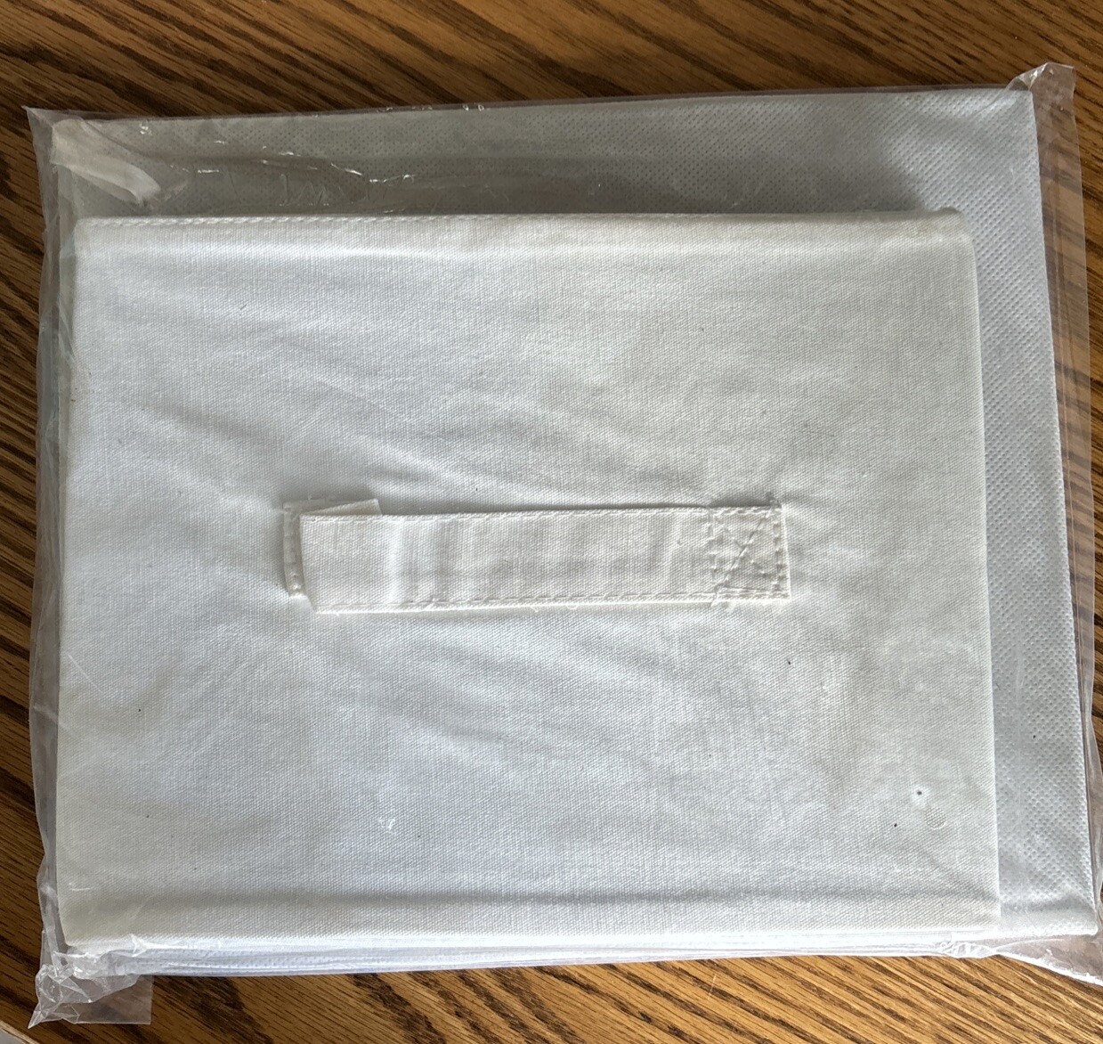 9.5 X 11 X 7.5 In Cream Color Collapsible Storage Cube W Handle