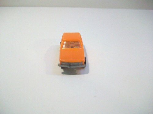 Wiking HO Scale VW Passat Micro Mini Car, 1/87 Scale, Volkswagen, Orange - Picture 2 of 4