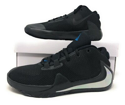 Giannis Antetokounmpo Shoes White And Gold - Giannis Antetokounmpo Reveals Special Edition Nikes