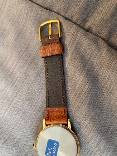 Lorus Gold Mickey Mouse Disney watch. Gold embedded Mickey on watch face. - Picture 6 of 8