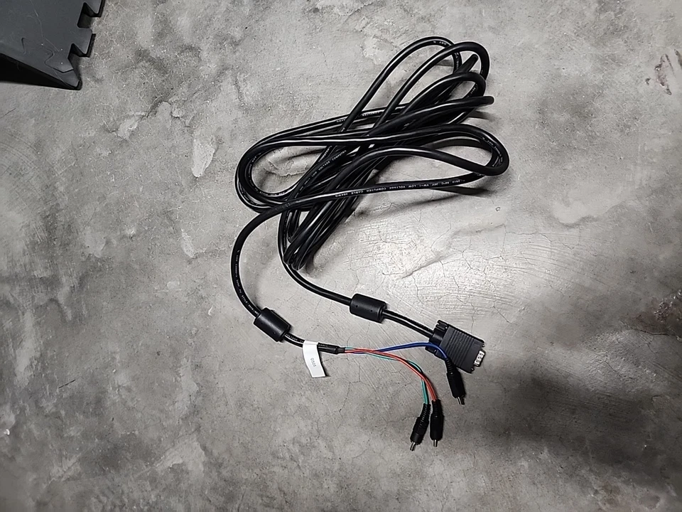 15ft VGA to 3-RCA Video Cable HD15/Component TV PC 28AWG - Image 2 of 2