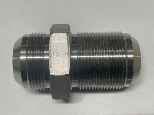 QTY 1 Parker 20WTX-SS Triple-Lok Bulkhead Union 1-1/4" 37° Flare Stainless Steel