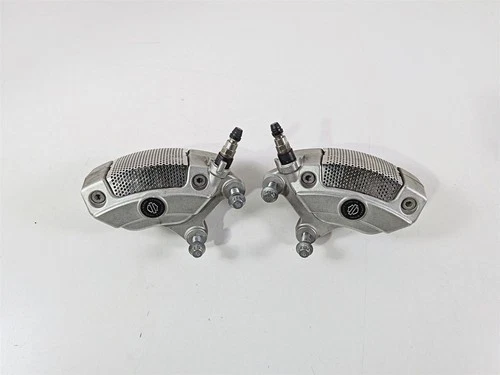 2011 Harley Touring FLHTCU CVO Electra Glide Front Brake Caliper Set 42938-08