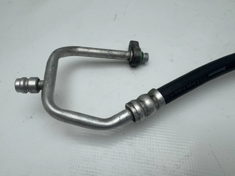 Línea de manguera de descarga de aire acondicionado Hyundai Genesis 2009-2014 OEM Foto 4 de 4