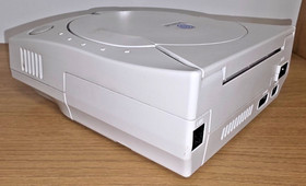 SEGA HKT-3030 PAL UK Dreamcast Console Spares or Repair