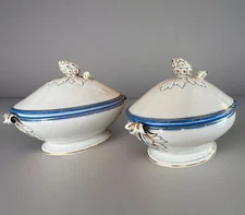 2 ANTIQUE OLD PARIS WHITE SOUP TUREENS/ SOUPIERE COVERED TUREENS, 19th C
