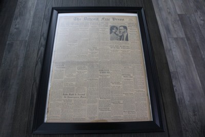 VINTAGE THE DETROIT FREE PRESS FRAMED NEWSPAPER 11/14/1927 C382