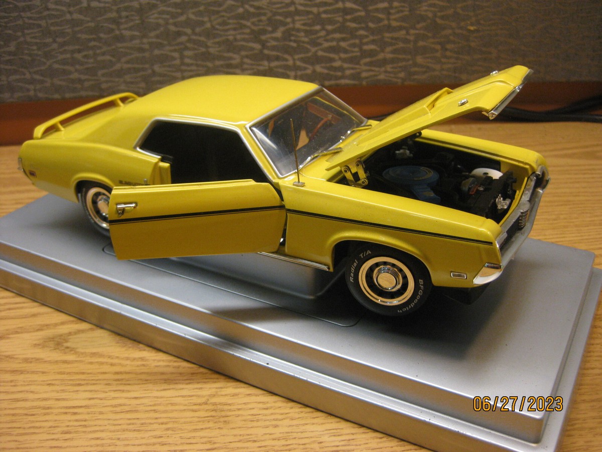 1/64 ヘルズデプト　クーガー Amazon | グリーンライト 1/64 マーキュリー クーガー XR-7 GT