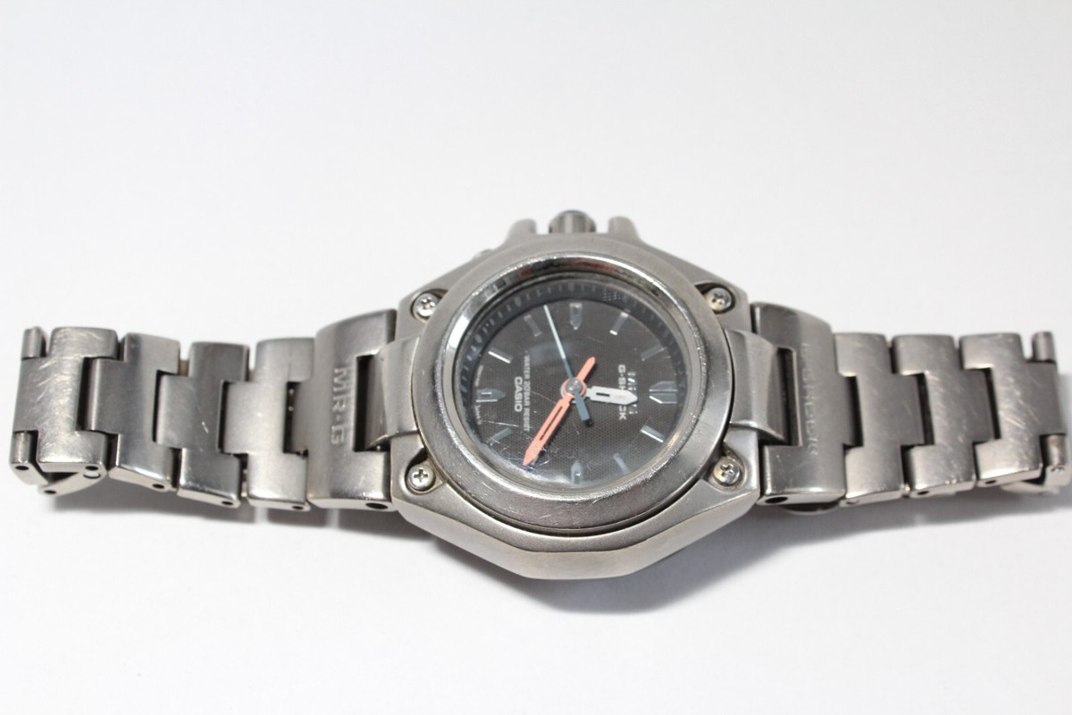 時計 CASIO G-SHOCK MRG-120T CASIO G-Shock MRG-120T Mr-G Titanium Analogue Watch Black