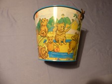 Kinderblecheimer mit Teddybärenmotiv,alt, blau, H 14cm, B 18 cm.