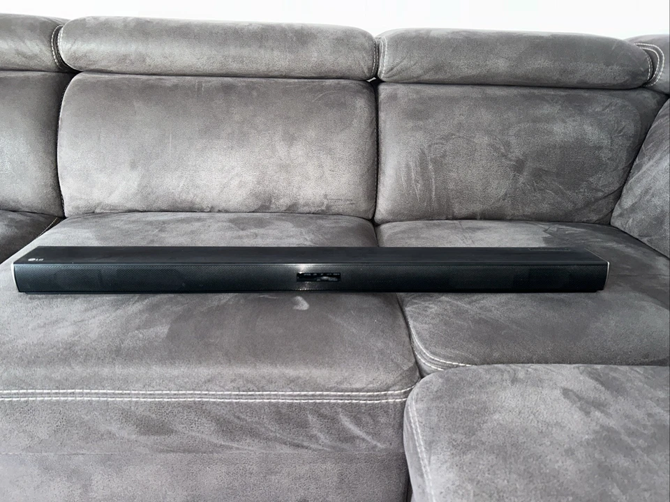 Musikanlage inklusive Subwoofer - Bild 3 von 4