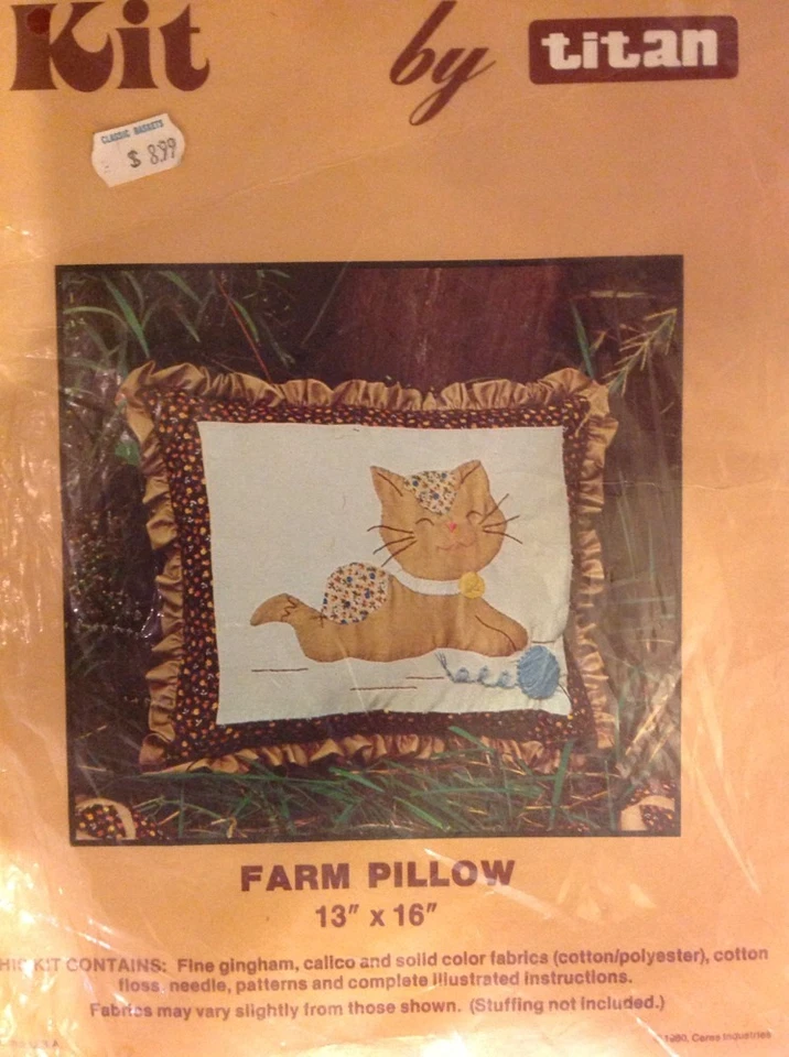 Vintage 1980 Titan #1232 Kitty Cat "Farm Pillow" Kit Cross Stitch Pillow USA Foto 3 de 4