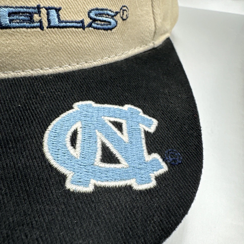 Gorra de béisbol ajustable bordada vintage UNC Chapel Hill Carolina Tarheels Foto 2 de 4