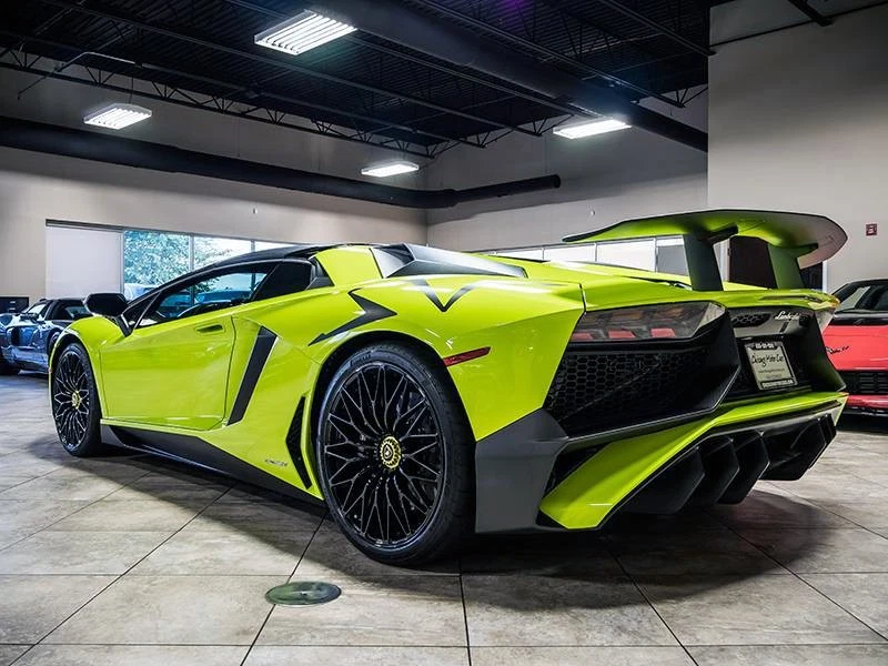 2016 Lamborghini Aventador SV Roadster
