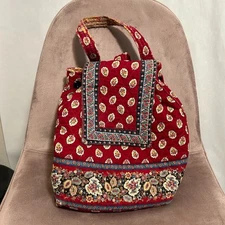 VTG Vera Bradley Drawstring Quilted Backpack Red Paisley Goji Berry Purse Small