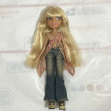 Bratz Forever Diamondz Vinessa Doll (Read the Desc, Flaws)
