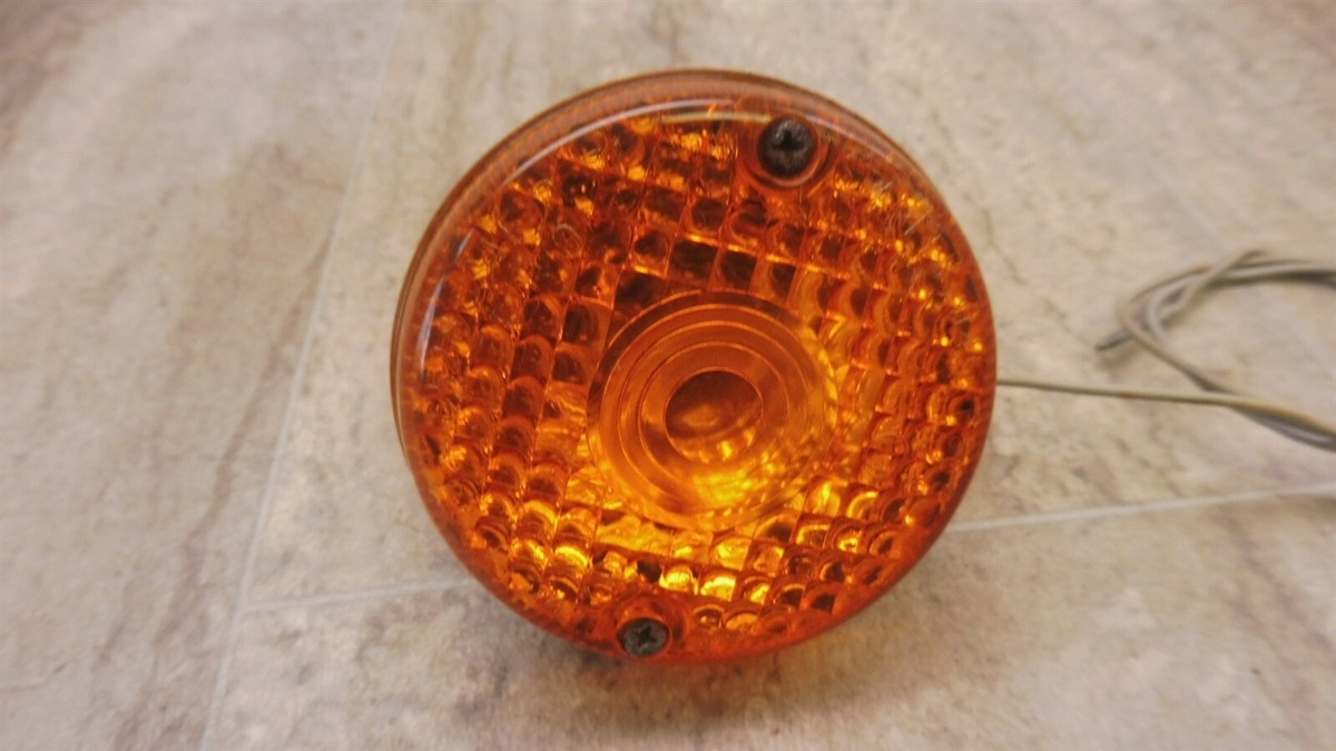 1984 Kawasaki ZN700 A1 LTD K682) left right front turn signal