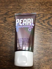Perfectly Posh Pearl Fectionist.  BRAND NEW.