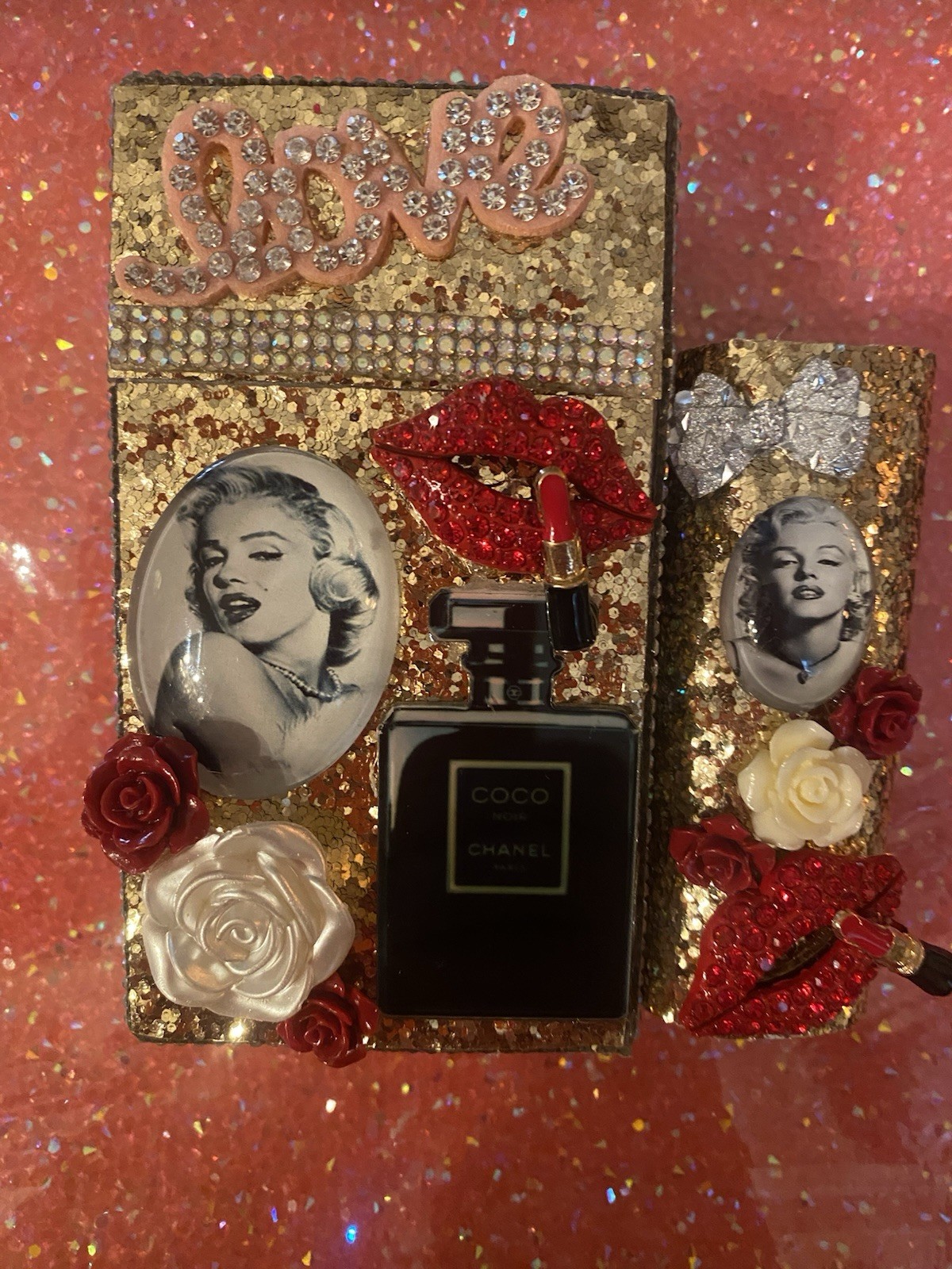 Marilyn Monroe Cigarette pack holder. Cigarette Case, With L