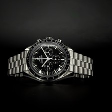 Omega Speedmaster Moonwatch 42mm 310.30.42.50.01.001 - Box & Papers 10