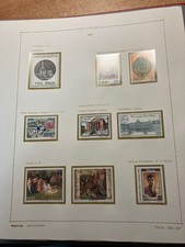 collezione Repubblica italiana su fogli a 22 fori dal 1981 al 1990 -. tutto perf
