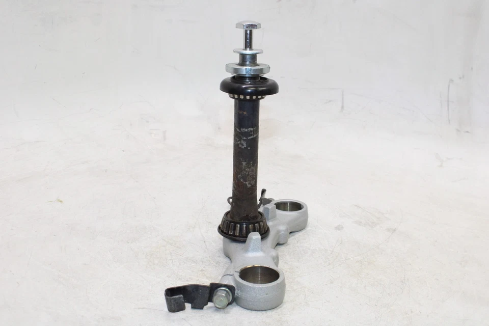 Suzuki GS500F 2009 OEM HORQUILLA DELANTERA ABRAZADERA INFERIOR TRIPLE ÁRBOL VÁSTAGO Foto 4 de 4