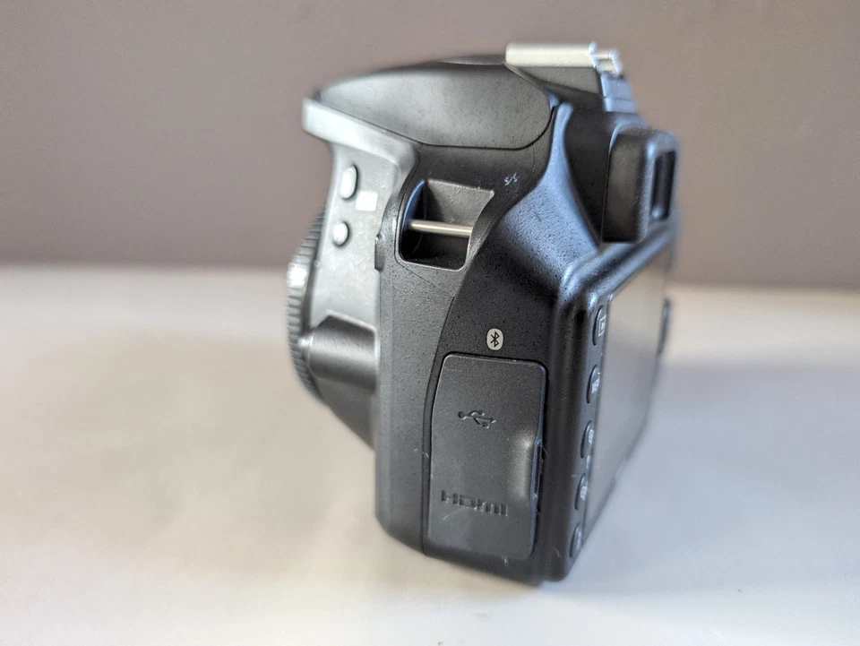 Nikon D3400, photo 4 of 5
