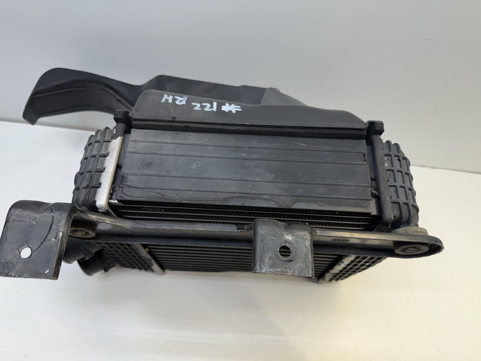 OEM RIGHT Intercooler Maserati Ghibli Levante Quattroporte 3.0L 3.8L 2014-2020