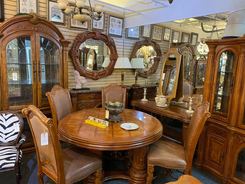 AICO by Michael Amini Monte Carlo 5PC round dining set eBay