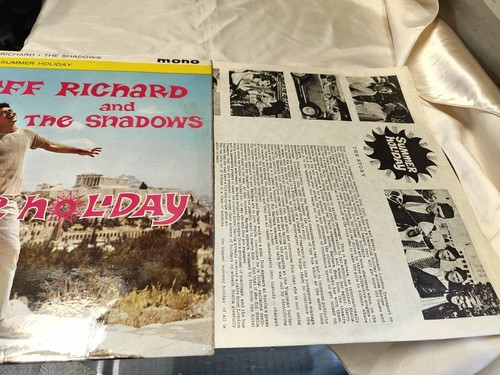 DISCO 33 giri . Cliff Richard And The Shadows Summer Holiday 1963. Uk - Foto 3 di 5