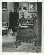 1967 Press Photo Petite And Practical Lady Ann Desk - RRV64077