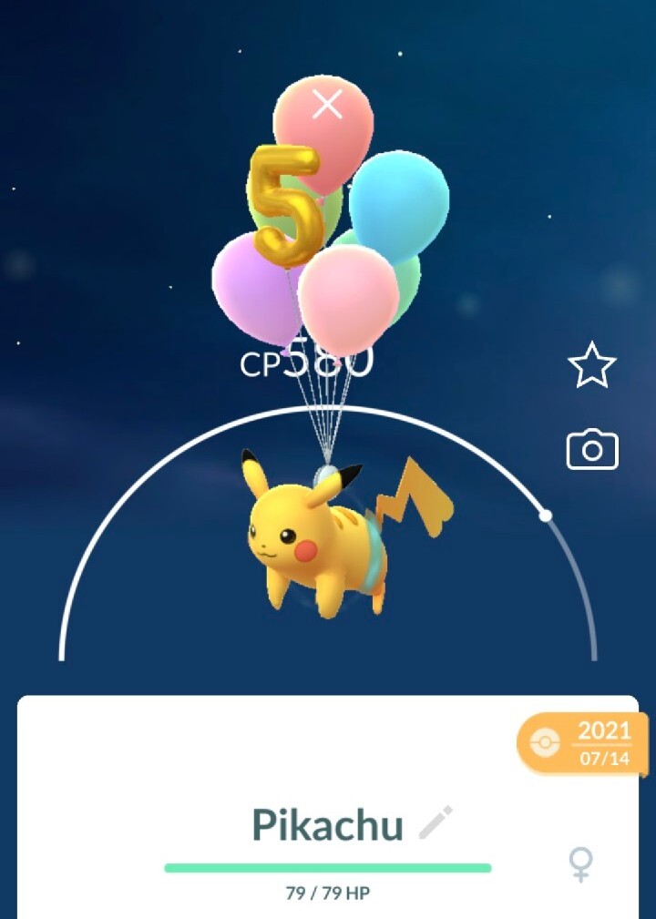 Pokémon GO Shiny Pikachu Flying With a 5-Shaped Balloon – Trade