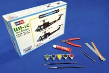 HobbyBoss 1/48 UH-1C w/paint Plastic Model Kit 85803