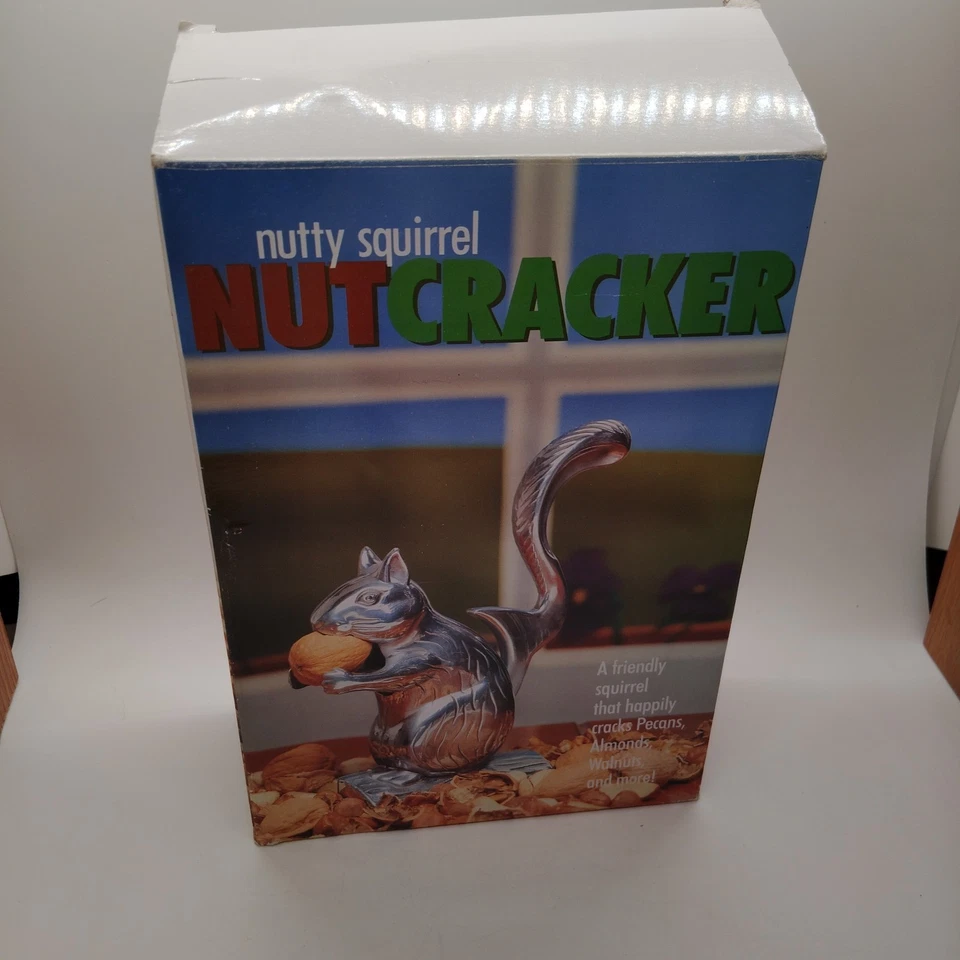 Nutty Squirrel Heavy Duty Cast Aluminum Nutcracker New Open box - Image 3 of 4
