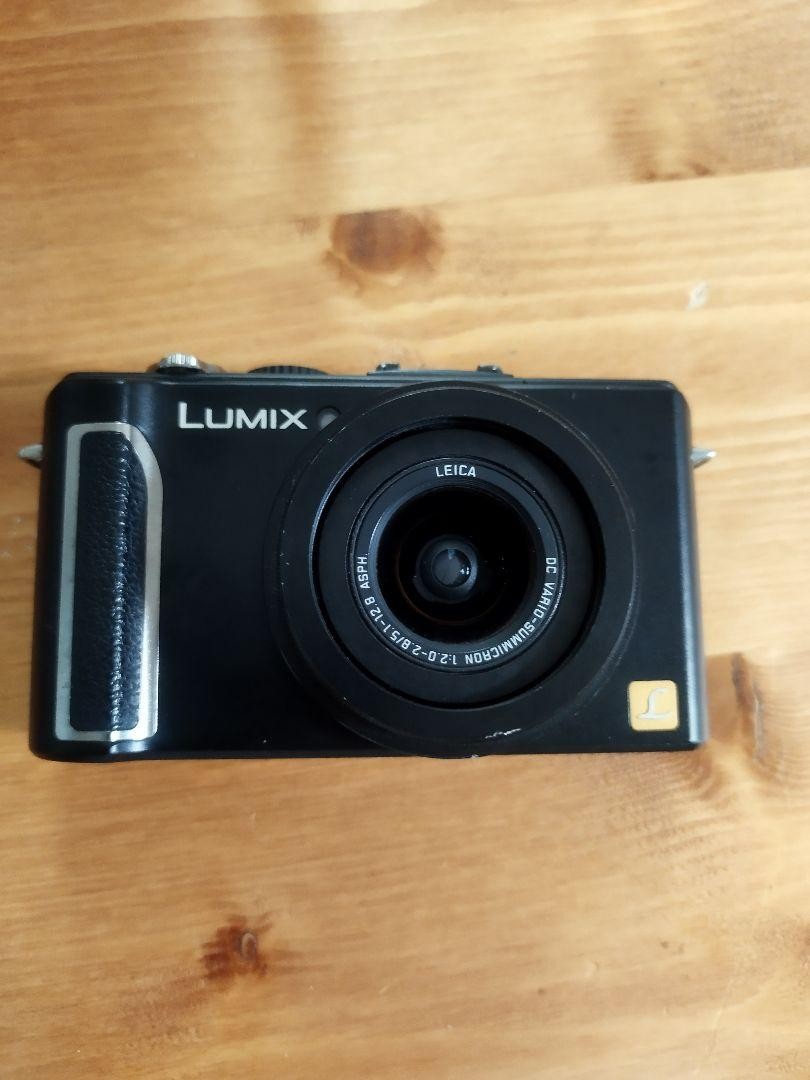 Panasonic LUMIX LX3 ブラック Panasonic LUMIX DMC-LX3 10.1MP Digital Camera - Black for