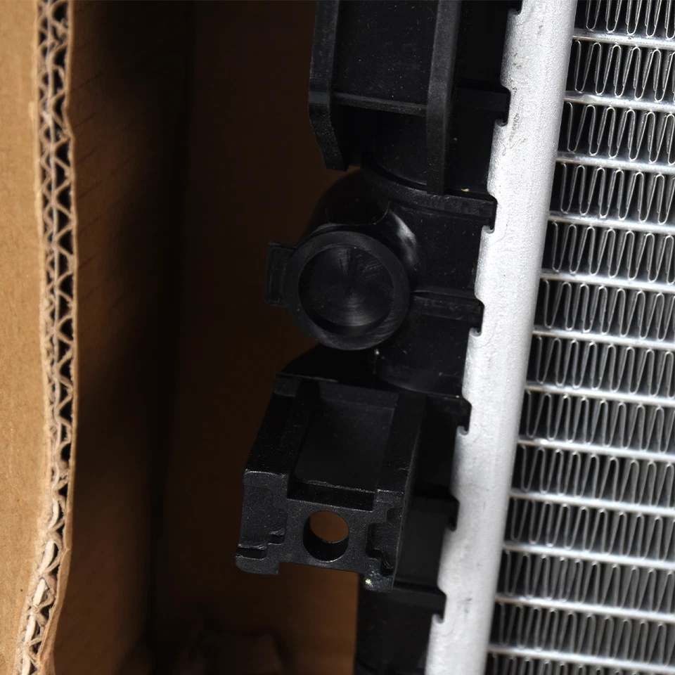 OE 7P0 121 253 A Water Tank Radiator For 2011-2017 Volkswagen Touareg - Изображение 4 из 4