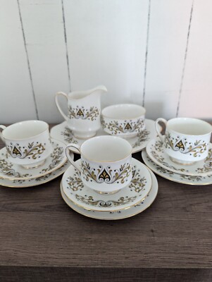 Rare Vintage 12 Piece Gold Gilded Cadenza English Bone China Dessert Set