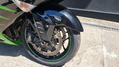 Kawasaki ZZR1400, 2015 Performance Sport Model - Picture 3 of 17