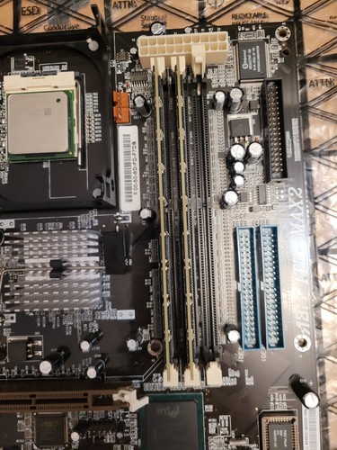 RARE Retro ABIT IT7 MAX2 PC MOTHERBOARD + Pentium 4 478 + 2gb DDR RAM COMPUTER - Afbeelding 11 van 22