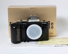 Nikon F-401s F401s 35mm SLR Film Camera Body Only