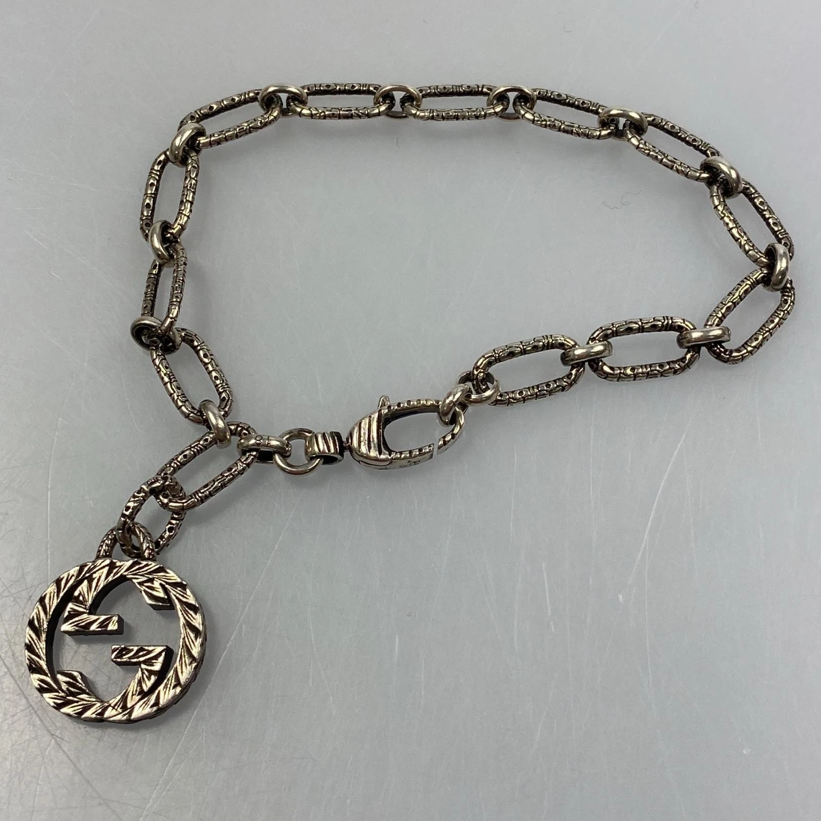 3. Bracciale Gucci G ad incastro usato1