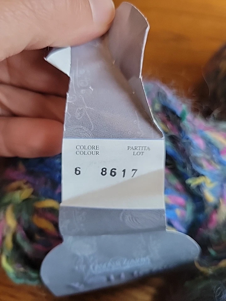 Cascade Yarns Bollicine Colibri Balls 46% Wool 27% Kid Mohair Color 6 Lot 8617 - Image 3 of 4