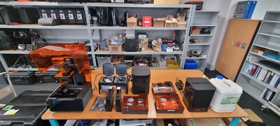 Formlabs Form 3 SLA 3D Printer w/ Wash and cure station and consumables.