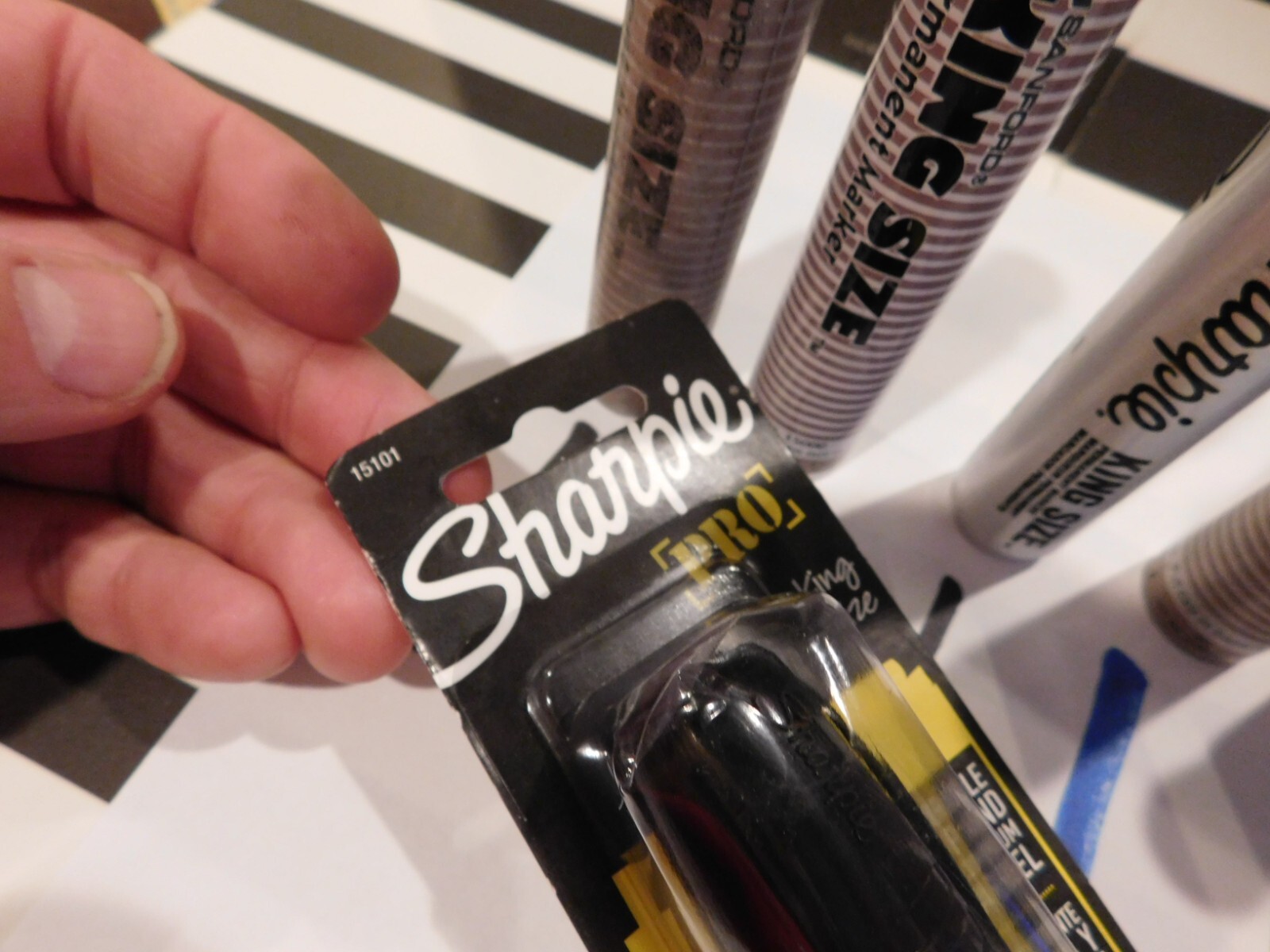 Sanford and Sharpie King Deluxe Size Permanent Marker  Lot of 6 Black Blue