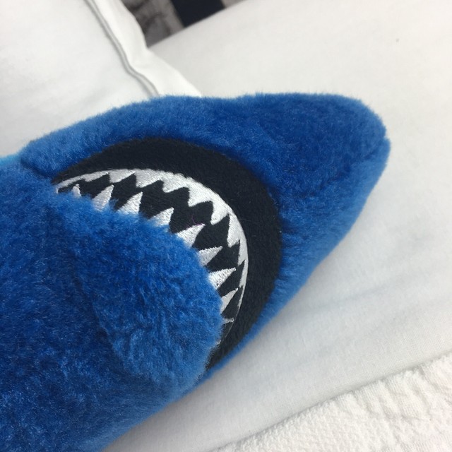 The Petting Zoo Tiger Shark Plush Stuffed Animal Royal Blue Black Striped 18