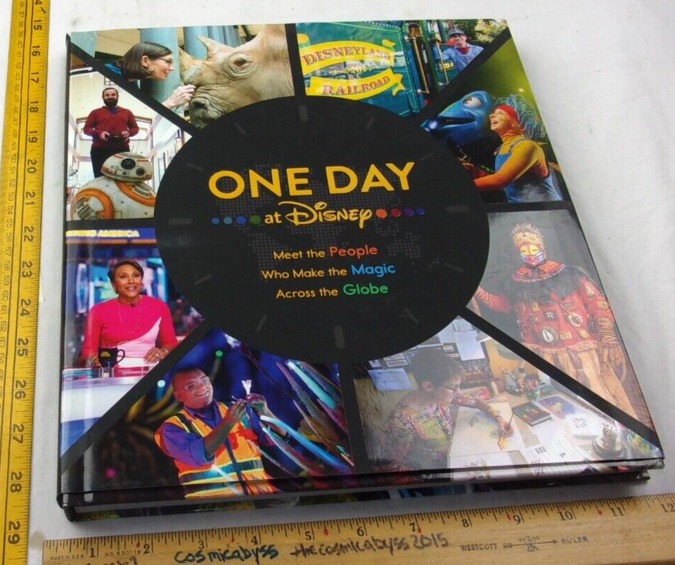 レアな洋書】One Day at Disney One Day at Disney: Brandon, Pam
