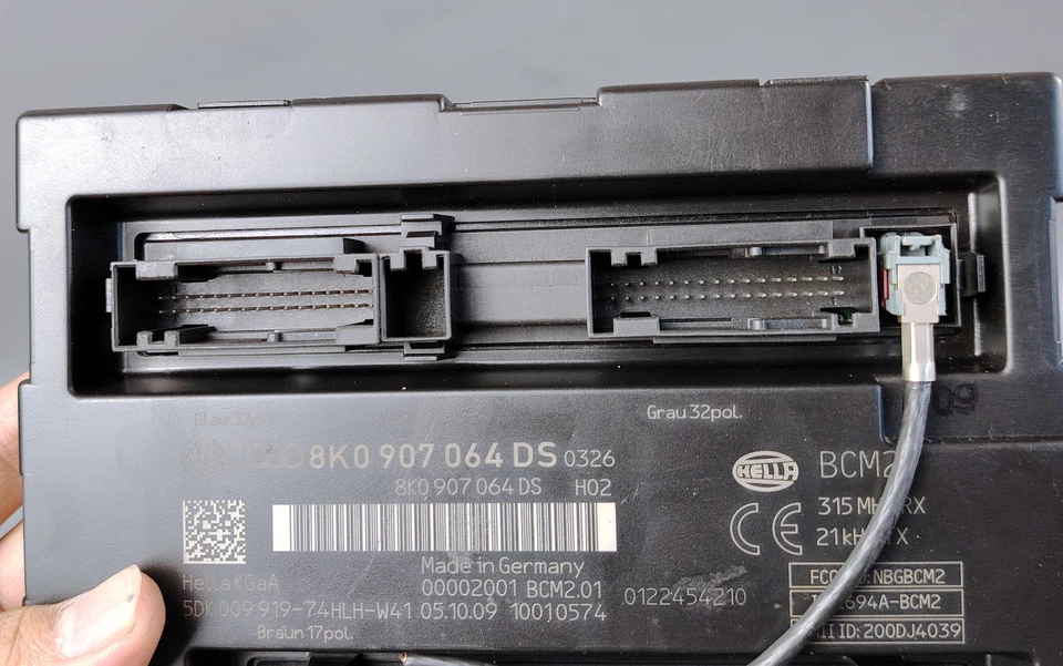 8K0907064DS AUDI A5 QUATTRO S5 Q5 2008 2010 KEYLESS ENTRY BODY COMFORT MODULE - Image 3 of 4