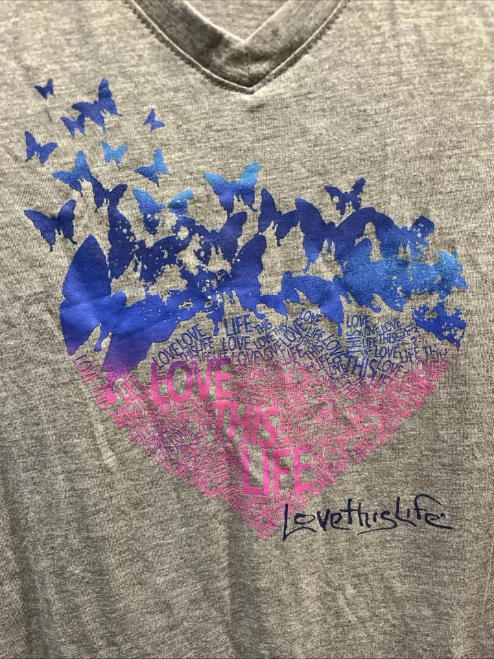 Camiseta Top Mujer Love This Life Talla M Gris Cuello en V Mangas 3/4 Mariposas Foto 4 de 4